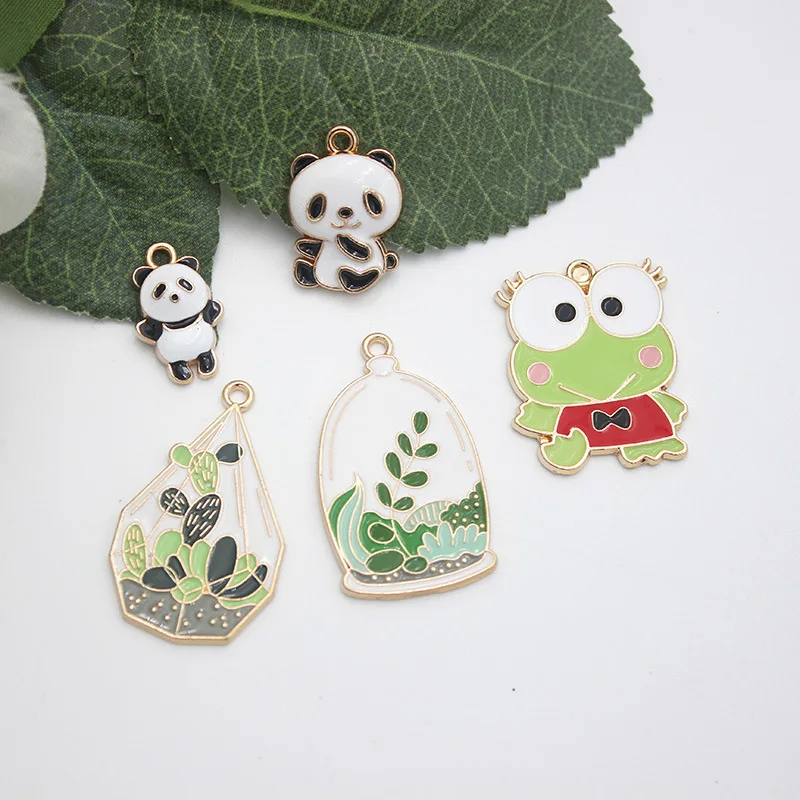 

10Pcs/Lot Cute Enamel Panda Frog Charms Animal Pendant For DIY Handmade Necklaces Earrings Jewelry Making Accessories