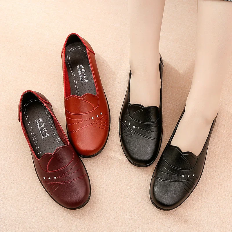Genuine Leather Shoes Womens Loafers Soft Comfortable Casual Shoes for Women Slip-on Moccasins Loafers Ladies Flat Shoes