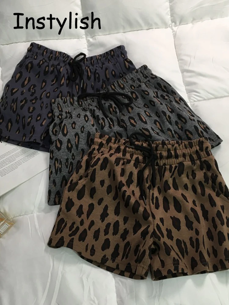 Vintage leopard print shorts 🐆🪽 main image 1