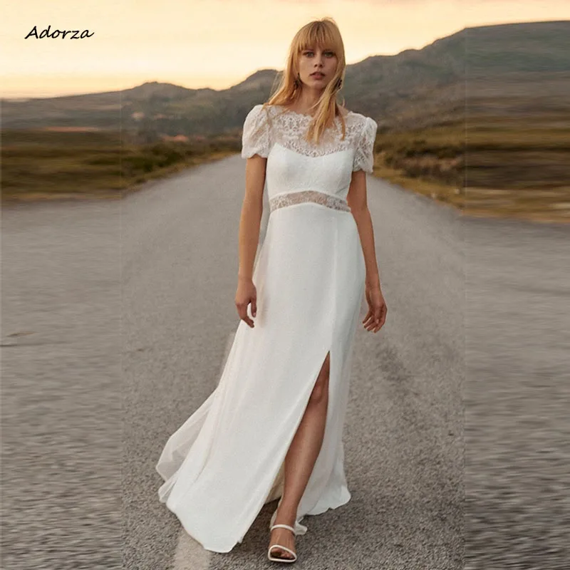 

Classic Split Stain Wedding Dress with Lace Cutout for Women O-neck Short Sleeves Large Leaky Back Ball Gowns Vestido De Novia