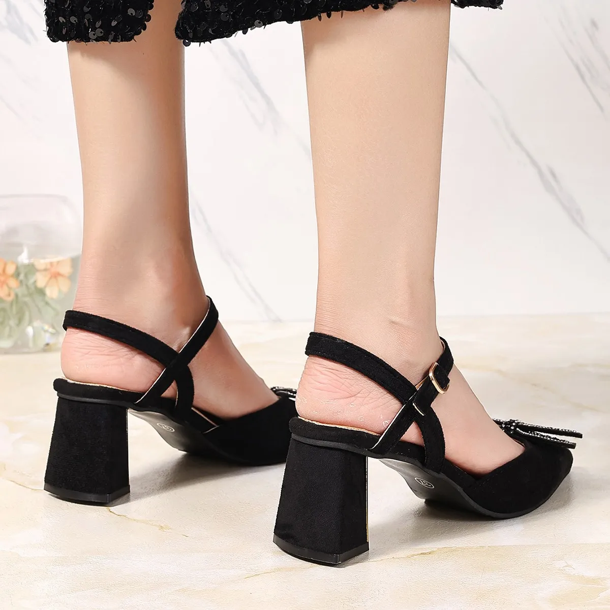 2025 Summer New Sandals Style of Pointed-toe, Thick-heeled, Rhinestone Bow Fairy Style French High-heeled Single Shoes for Women