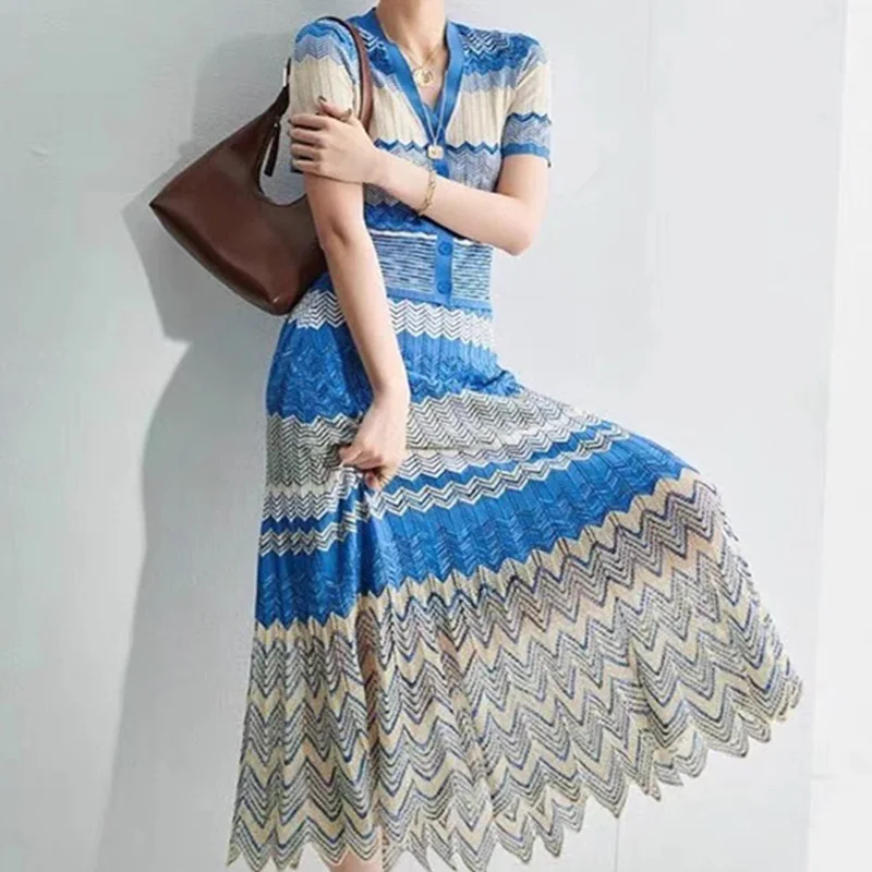 

2024 New Summer Korean Style Retro Aesthetic elegant Fashion Loose Tops Embroidery Print V Neck Short Sleeve Kawaii Dress Women
