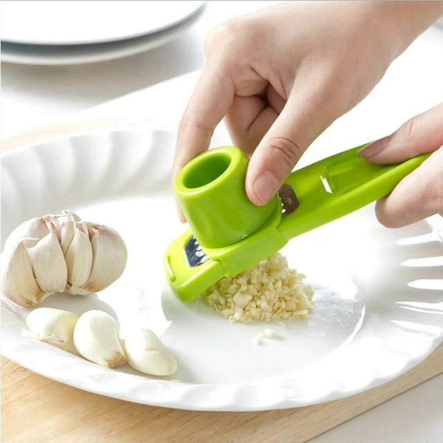 1pc Garlic Press, Roller Type Garlic Mincer Chopper, Kitchen Gadget For  Chef, Easy To Clean