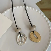 Pendentif irrégulier pour femmes, bijoux exquis, chaîne en corde Simple, Long collier réglable, décontracté, polyvalent, accessoires cadeaux 1