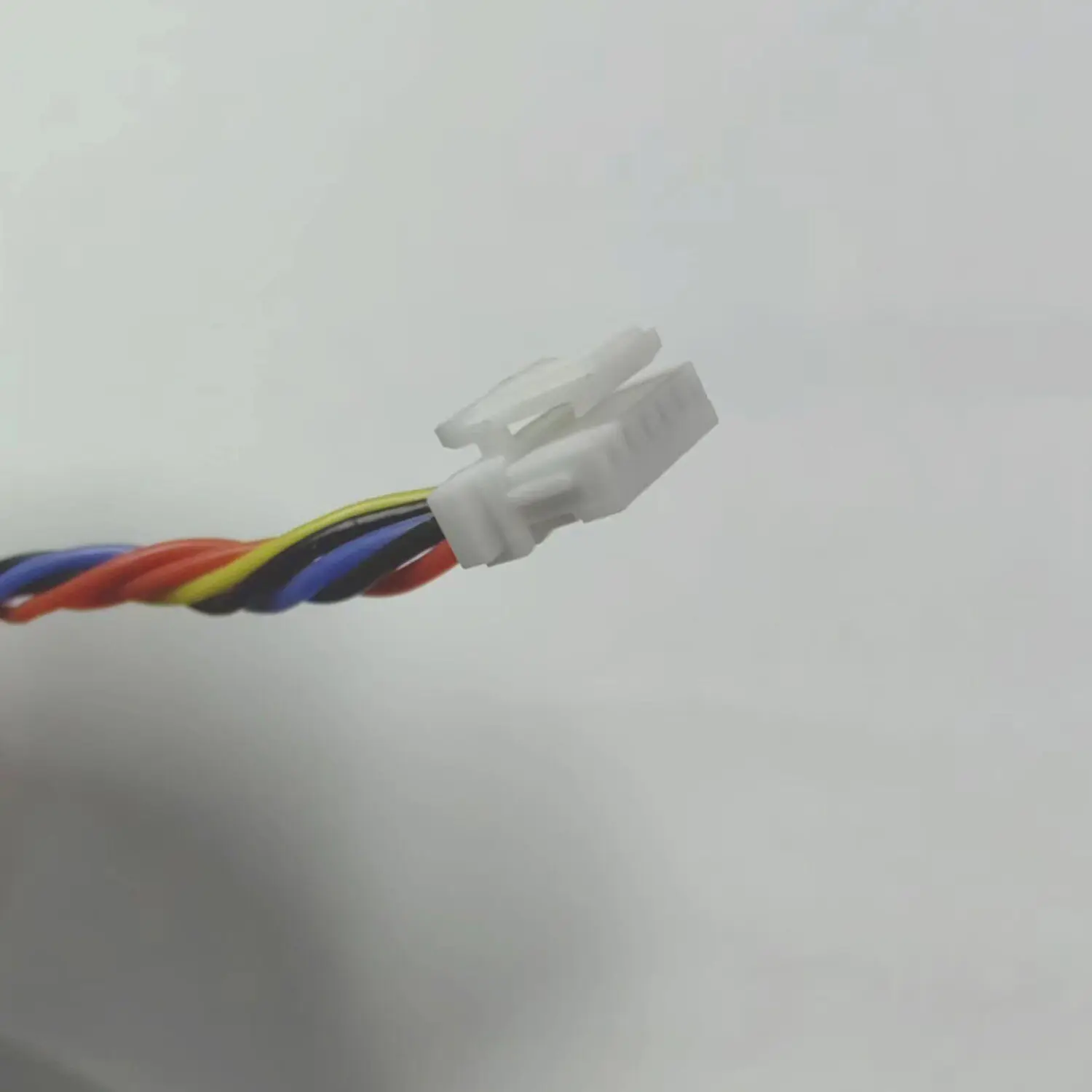 Câble de connexion terminal SOLO/TA 20cm pour drone FPV, posé à plat montrant les deux connecteurs mâles.