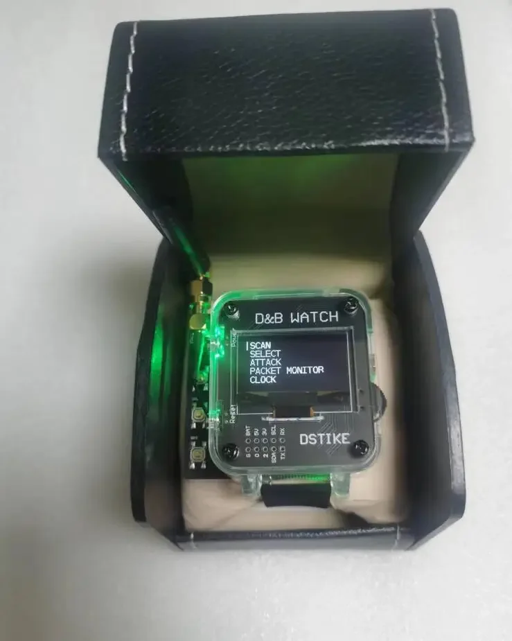 

DSTIKE V4 WiFi Deauther & Bad USB Watch ESP8266 & Atmega32u4 Programmable Development Board | Attack/Control/Test Tool | LOT DS