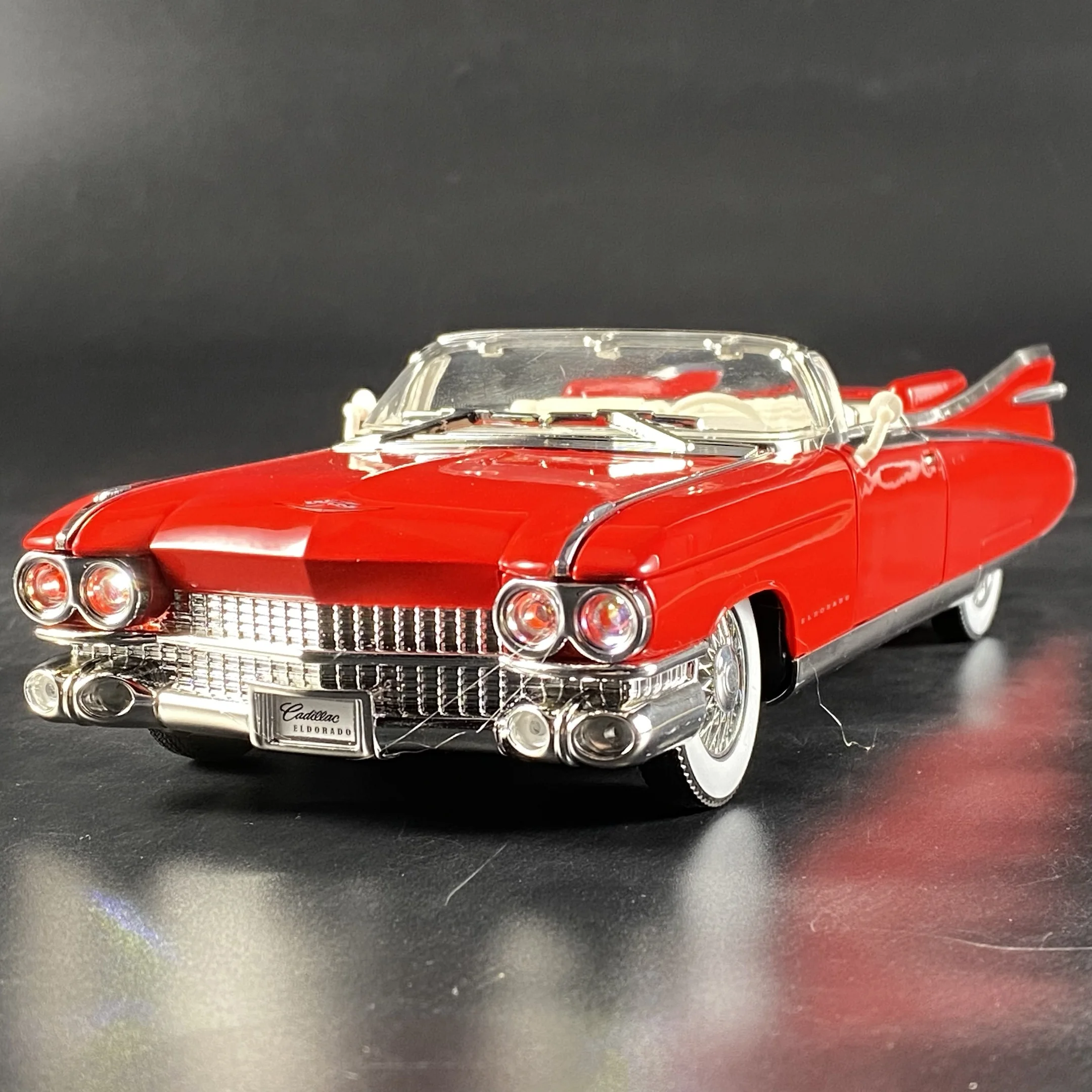 1:24 Cadillac Eldorado Biarritz 1959 Series 62 Luxury Alloy