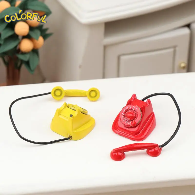 

1:12 миниатюрный фиксированный телефон для кукольного домика в старинном ретро-стиле телефон с рукояткой модель телефона искусственные аксессуары для кукольного домика