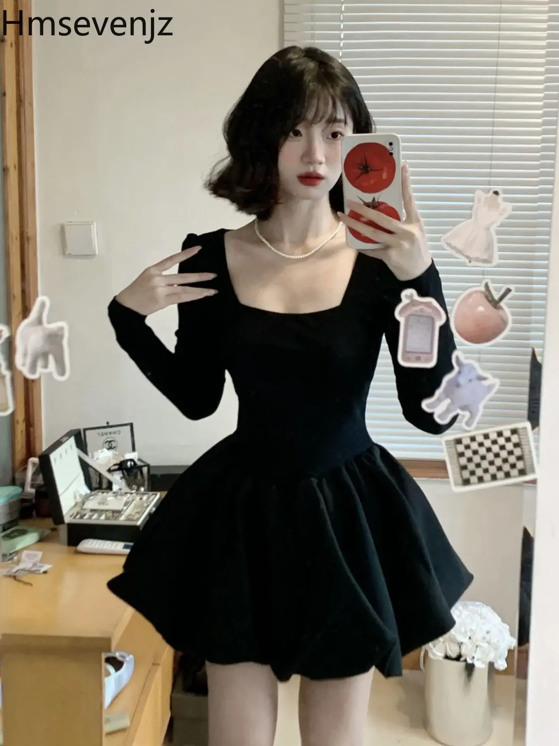 Stitched knitted dress Hepburn style small black skirt shows thin temperament bottomed skirt  2437 main image 0