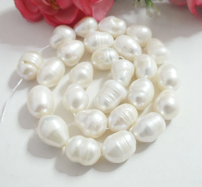 

Very huge South Sea natural pearl !! 12-13MM, 2PCS White Large Freshwater Pearl Loose Beads 15"-Note/defects