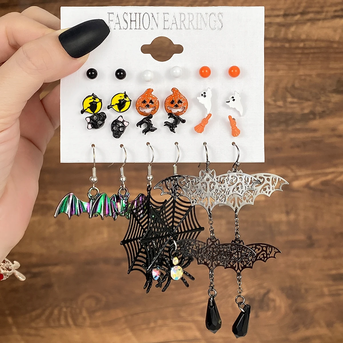 IPARAM Gothic Halloween Trendy Earrings for Women Bats Pumpkin