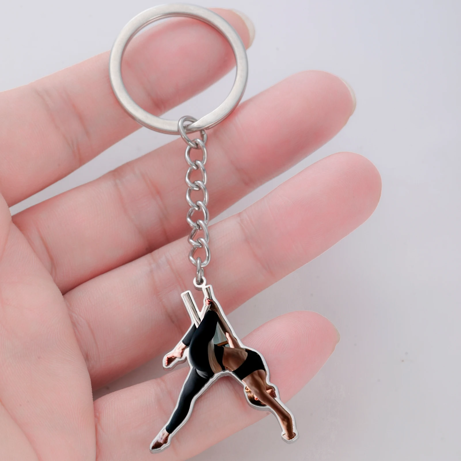 COOLTIME Bunter bedruckter Yoga-Schlüsselanhänger aus Edelstahl, stilvolles Sportzubehör, Unisex-Schmuck für Yoga-Enthusiasten – Detail 16