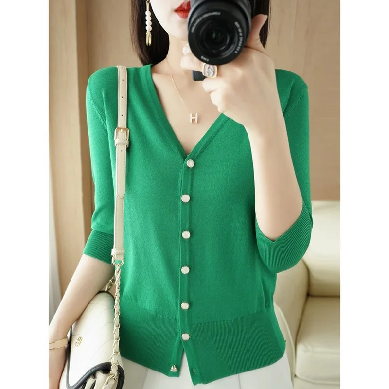 

Fashion Solid Color V-Neck Button Knitted Cardigan Sweater Women's Clothing 2022 Autumn New Casual Tops All-match Korean Coat