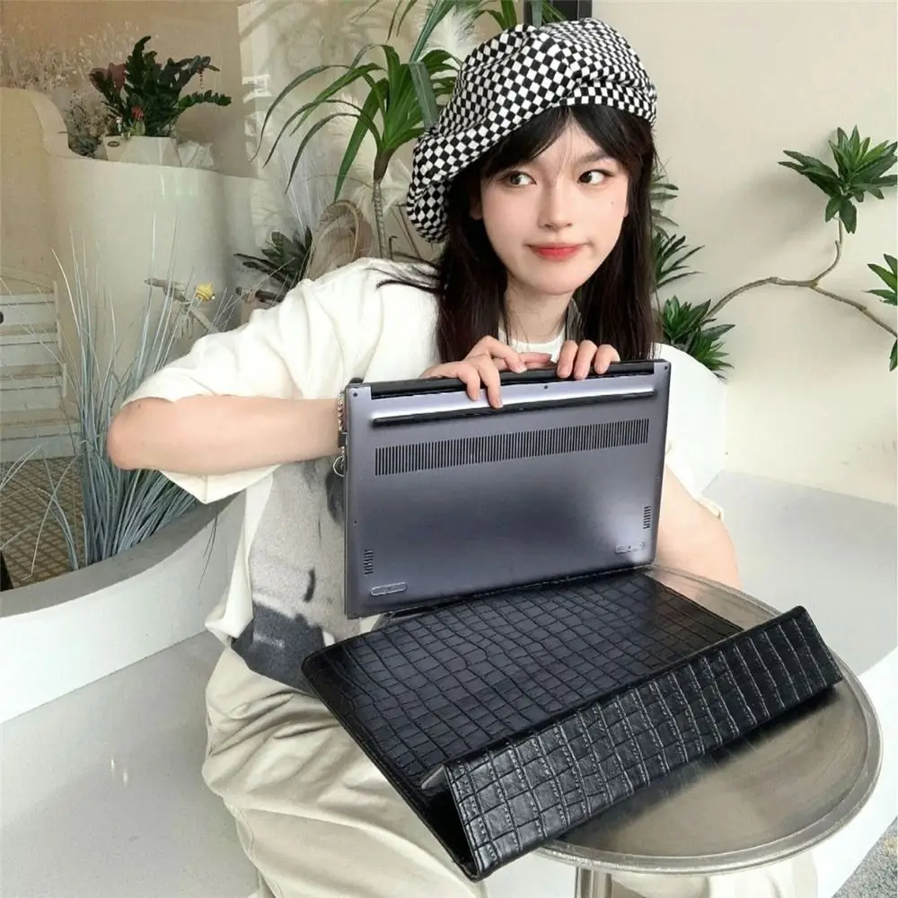 Elegant Leather Pattern Laptop Sleeve and Tablet Pouch