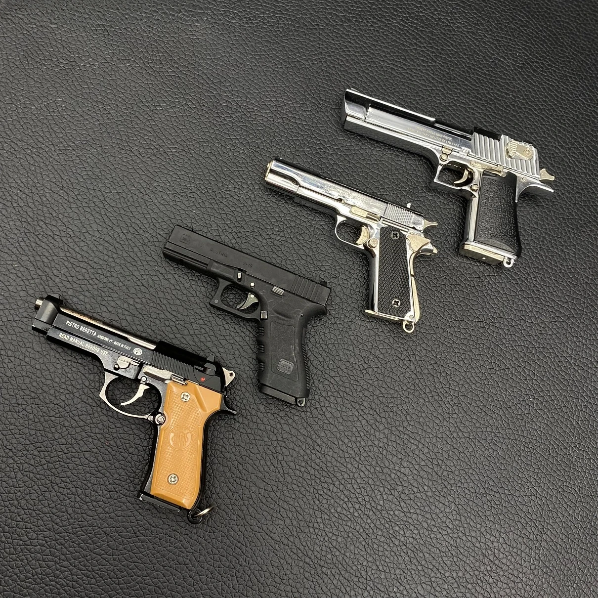 데저트 이글 매그넘 M92F 소형 M1911 ABC 플라스틱 글록 17 장난감 권총 모형 복제 게이머 선물 컬렉션, 메탈 3.5 ...