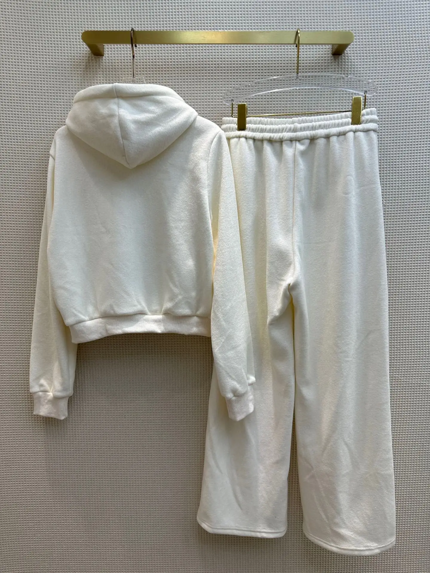 

2023 Autumn Winter Women's Top New Hooded Zipper Hoodie + Elastic Wide-leg Pants Fleece Suit Apricot Gray 164125