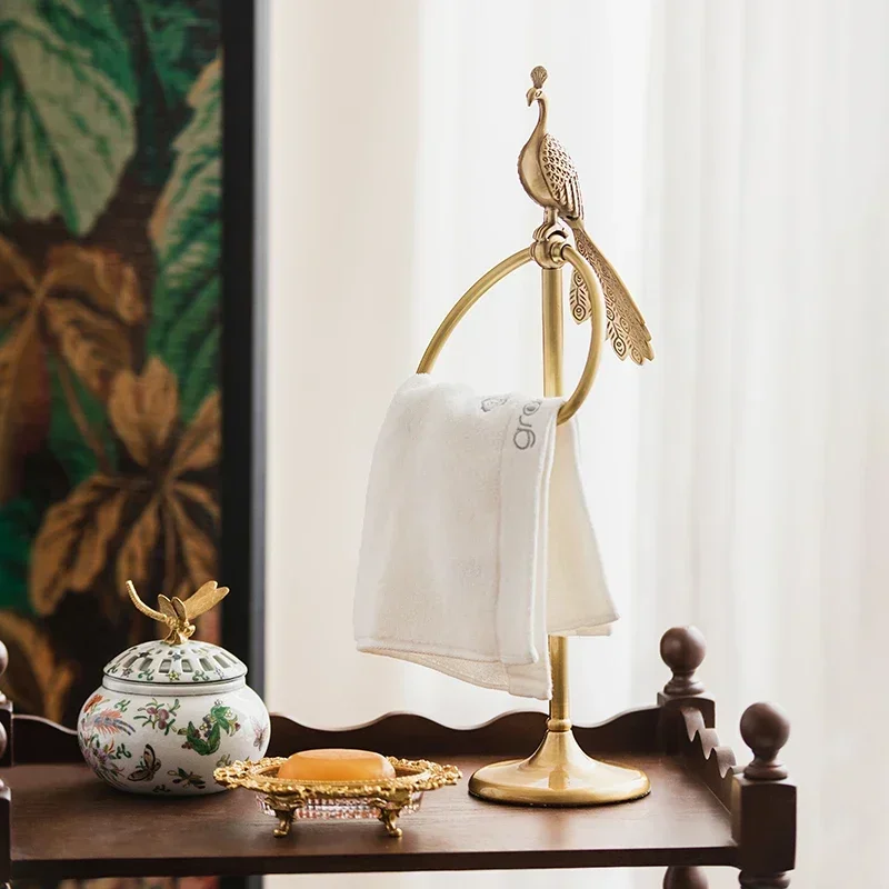 European style light luxury retro brass peacock towel ring bathroom high-end vertical hand towel holder bathroom accessories