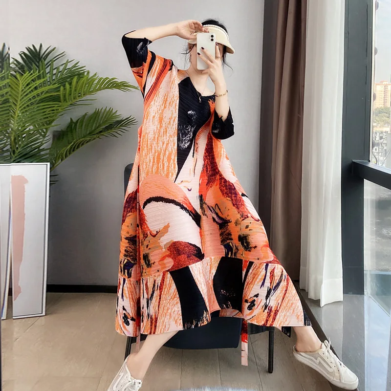 

Miyake pleated dress women's spring and summer temperament loose and thin three-quarter sleeve printed large swing skirt