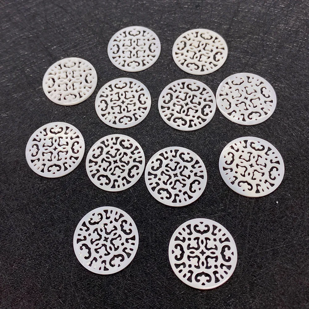 

Natural Freshwater Shell Pendant Round White Hollow Boutique Ladies Necklace DIY Earrings Jewelry Making Pendant Supplies