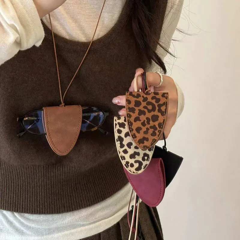 2025 New Leopard Print Velvet Hanging Neck Magnetic Sunglasses Clip Long Necklace Female Travel Storage Lanyard Sweater Chain