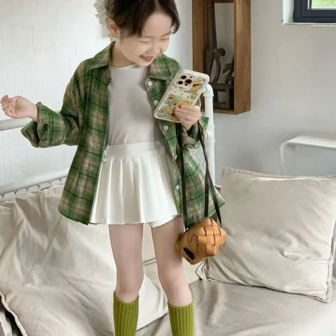 2026 뉴 키즈 여자아이 그린 체크 셔츠 아동 봄 가을 캐주얼 가디건 새로운 스트리트웨어 의류 공주풍 코튼 탑