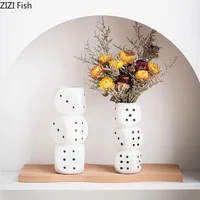 Creative Dice Shape Ceramic Vase Desk Decoration Flower Arrangement Artificial Flowers Decorative Vases Room Aesthetic Decor 1