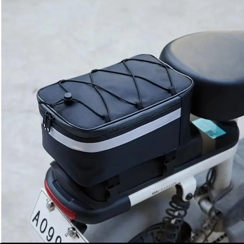 Borsa Sella Bici Impermeabile 8L: Portaoggetti Capiente Per MTB E Corsa