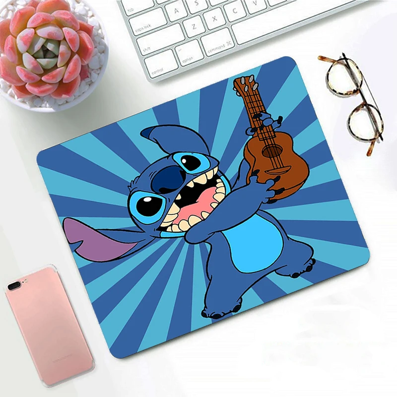 Chamalow Shop Tapis de Souris avec Aquarelle Stitch Chibi et Kawaii :  : Informatique