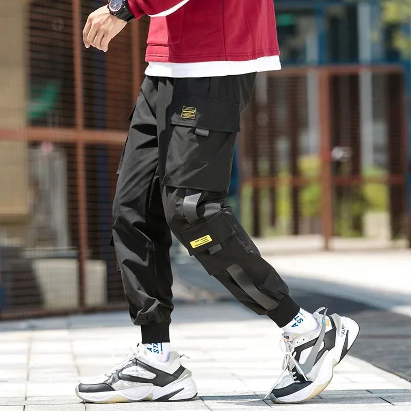 thumbnail image 1 of Pantalones cargo nuevos para hombre 2024, pantalones casuales holgados con múltiples bolsillos, versátiles para las temporadas de primavera y verano, 1 of 5