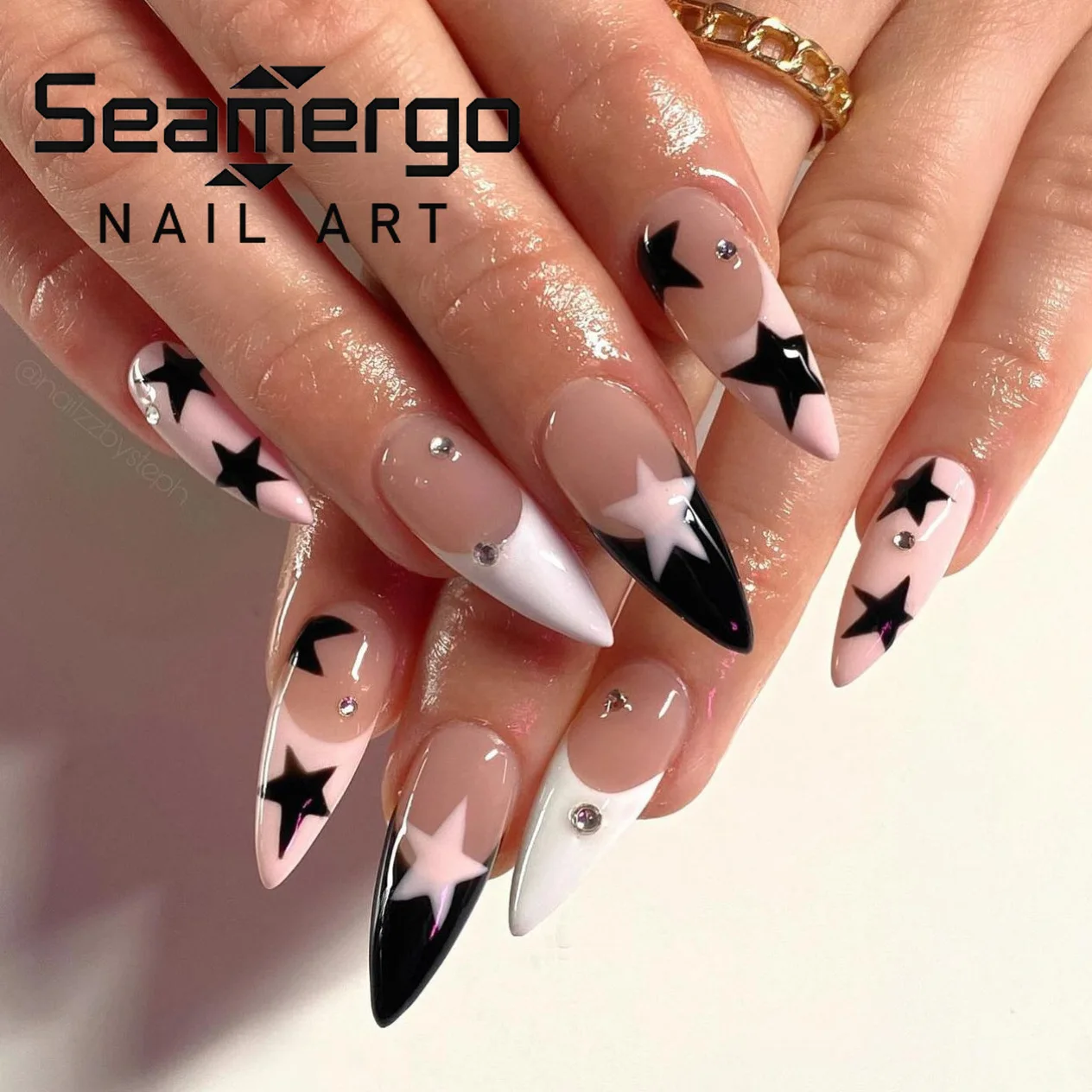 24개입 Y2K 스틸레토 페이크 네일, 달콤하고 매콤한 별 모양 장식과 라인스톤..
