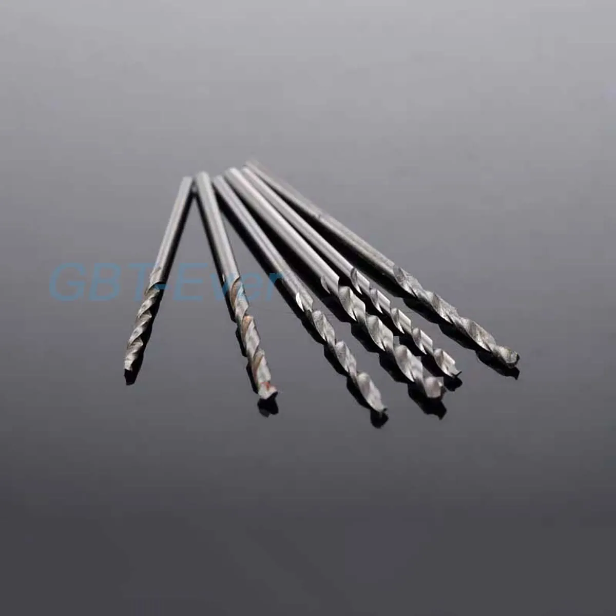 

1 Pack (6pcs) High Speed Steel Straight Shank Twist Drill Bits Pack Diameter 0.7mm 0.9mm 1mm 1.1mm 1.2mm 1.3mm Twist Drill Bits