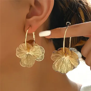 FTCY Hollow Flower Earrings for Women Vintage Exaggerate Gold Color Metal Dangle Earrings Daily Wear Jewelry Accessories