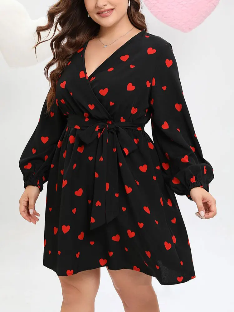 Рисунок 3 - Женское платье с длинным рукавом