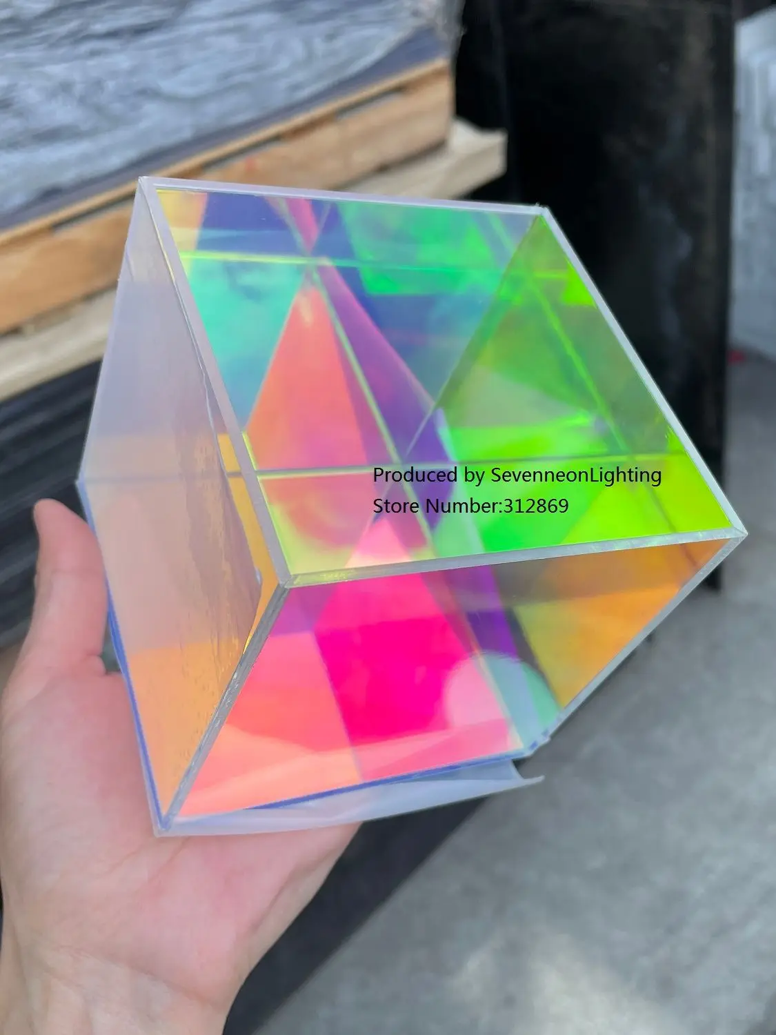 Iridescent Rianbow Colorful Acrylic Display Box Cube for Desk/Home Decor Lovely Small Gift and Jewelry Storage Case mini storage boxes