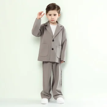 Abiti casual larghi per bambini 2025 Primavera Autunno Ragazzi High-end Prestazioni formali Fotografia Costume Bambini Blazer Pantaloni Outfit