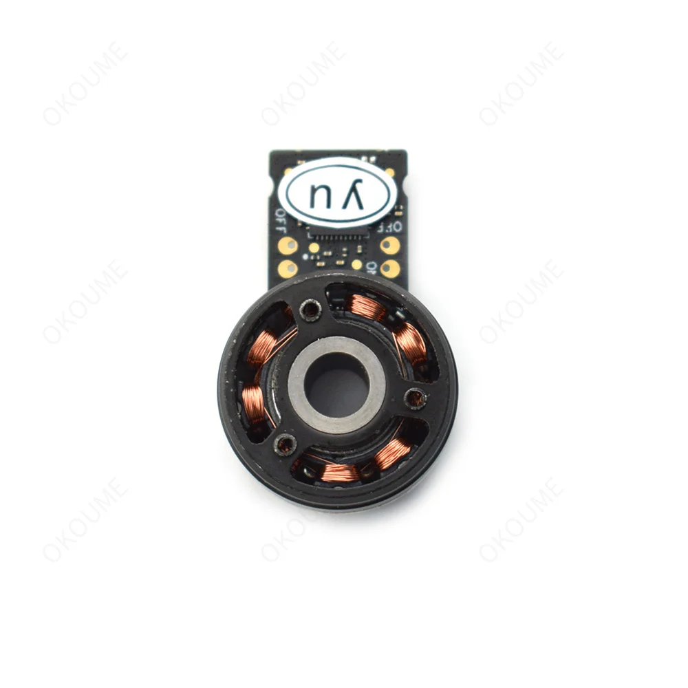 Moteur de cardan haute qualité pour DJI Mavic 3 Cine, posé sur fond blanc avec reflets métalliques.