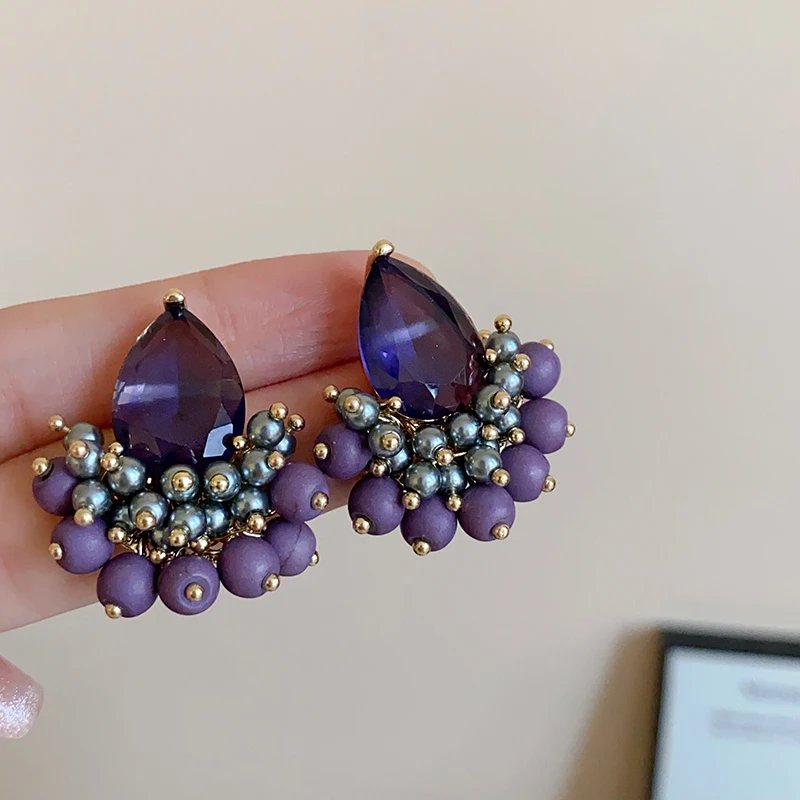 خمر الأرجواني الزركون مطرز وأقراط للنساء الرجعية ش...