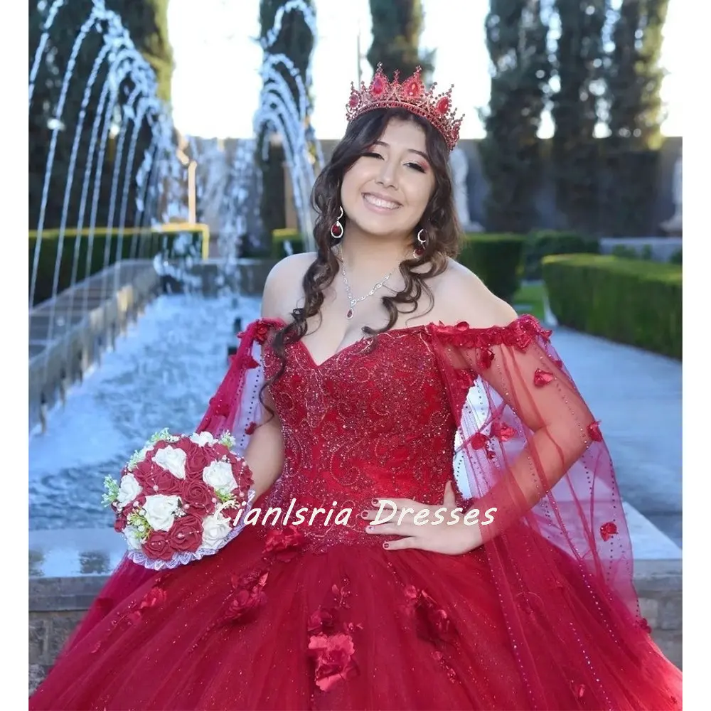 

Темно-красное платье Quinceanera с бисером и кристаллами с накидкой бальное платье с открытыми плечами 3D цветы корсет платья для Quinceañera
