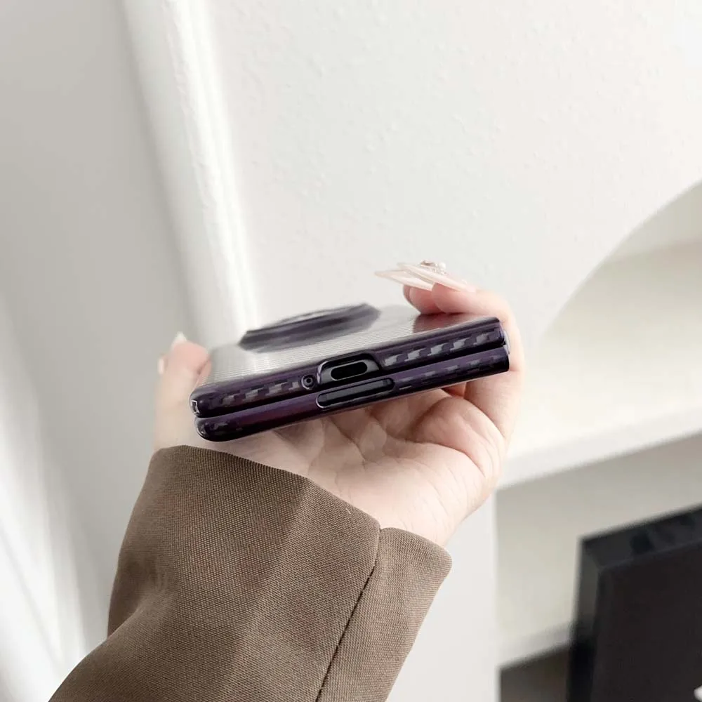 Carbon Fibre Texture Magnetic Clear Case with Magsafe Compatibility