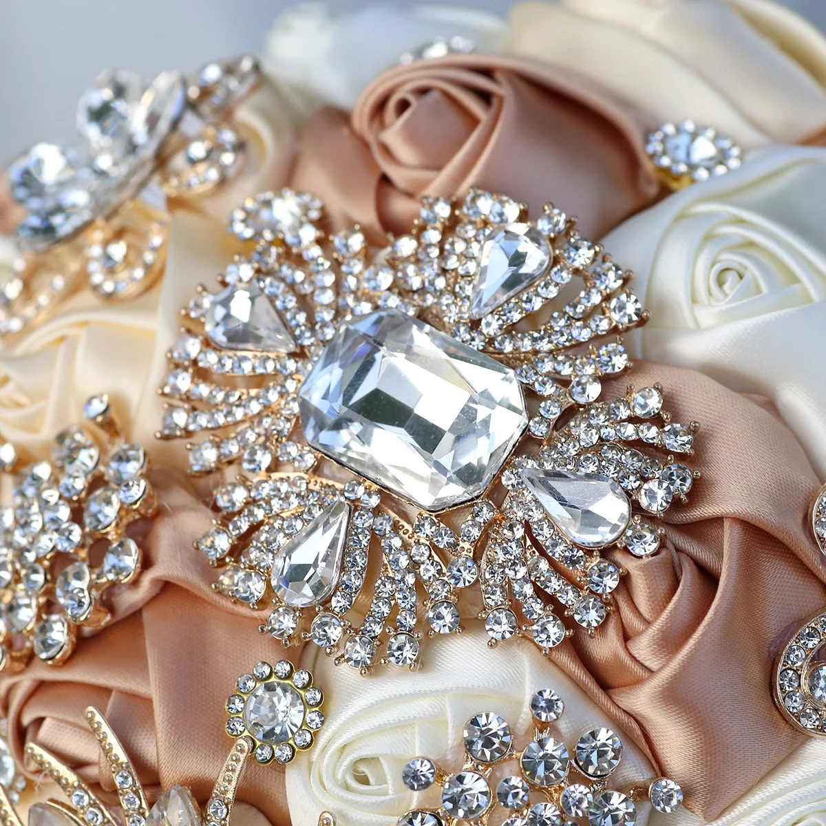 Bridal Wedding Khaki Large Rhinestone Rose Perpetual Bouquet Wedding Bridesmaid Handheld Bouquet W1011