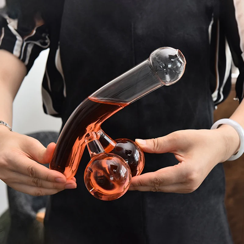 Unique And Funny Borosilicate Glass Wine Shaker Party Wine Men's Birthday Gift Splitter Whiskey Stocker Glass Decanter