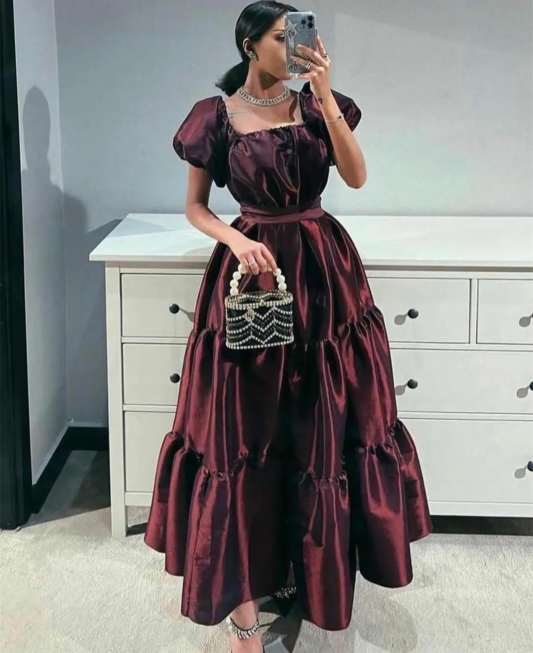 

Vintage Long Taffeta Burgundy Evening Dresses A-Line فساتين السهرة Muslim Pleated Floor Length Party Dresses for Women
