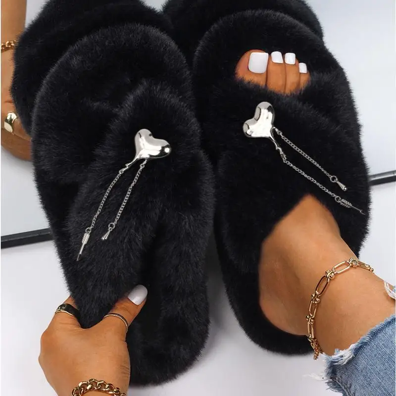 Fashion Winter Women Home Slippers Metal Love Tassel Pendant Decor Platform Furry Slides Fluffy Sandals Indoor Faux Fur Shoes