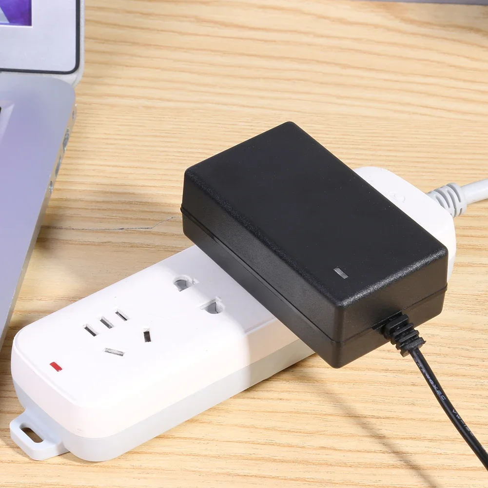 18650 Battery Charger Power Adapter DC 5.5x2.1mm Li-ion Charger 21V 2A Volt Output Converter Adaptador Tool