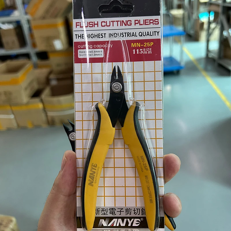 범용 와이어 커터, 실용적인 와이어 및 케이블 절단, 플랫 노즈 플라이어, DIY 트리머, 베벨 커터, 레드 핸드