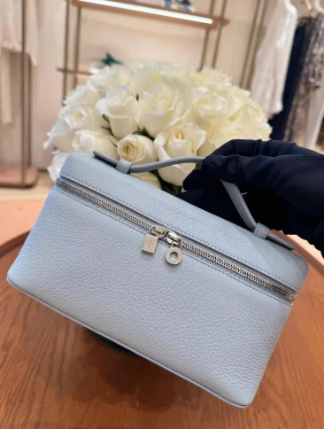 LP19 Women Handbag Shoulder Bag Genuine Leather Lunch Box Bag Gigi's Same Style Fashionable Lychee Pattern Cowhide Handbag Simple Shoulder Bag For Women