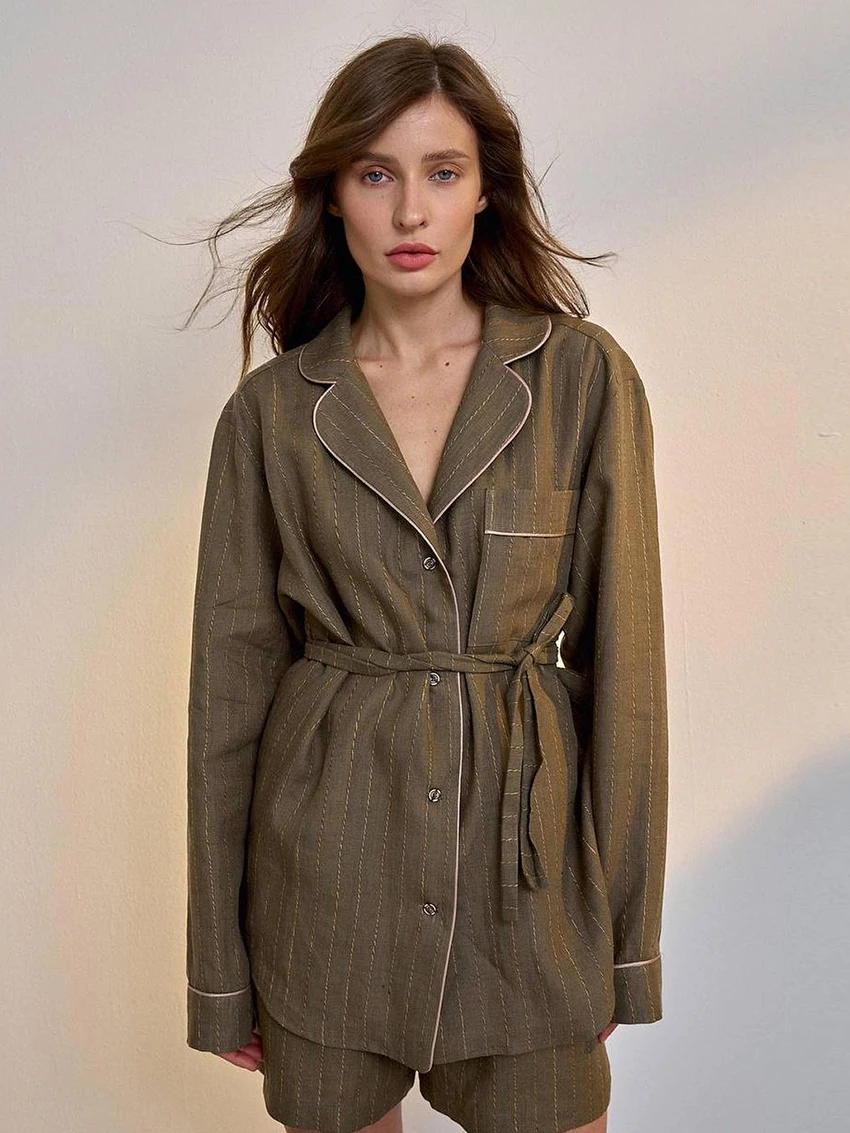 Marthaqiqi New Striped Ladies Pajamas Set Turn-Down Collar Sleepwear Long Sleeve Lace Up Nightgown Shorts Fashion Nightwear Suit