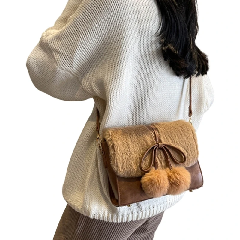 Elegant Women's Plush Small Square Bag for Versatile Fashion Shoulder Bags E74B