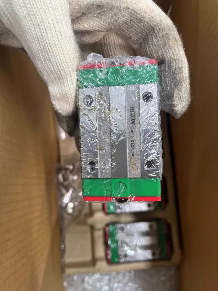 1 Stück Original Hiwin Block HGH15CA HGH20CA HGH25CA HGH30CA HGH35CA HGW15CC HGW20CC HGW25CC HGW30CC HGW35CC Schlittenführungsschiene – Detail 16