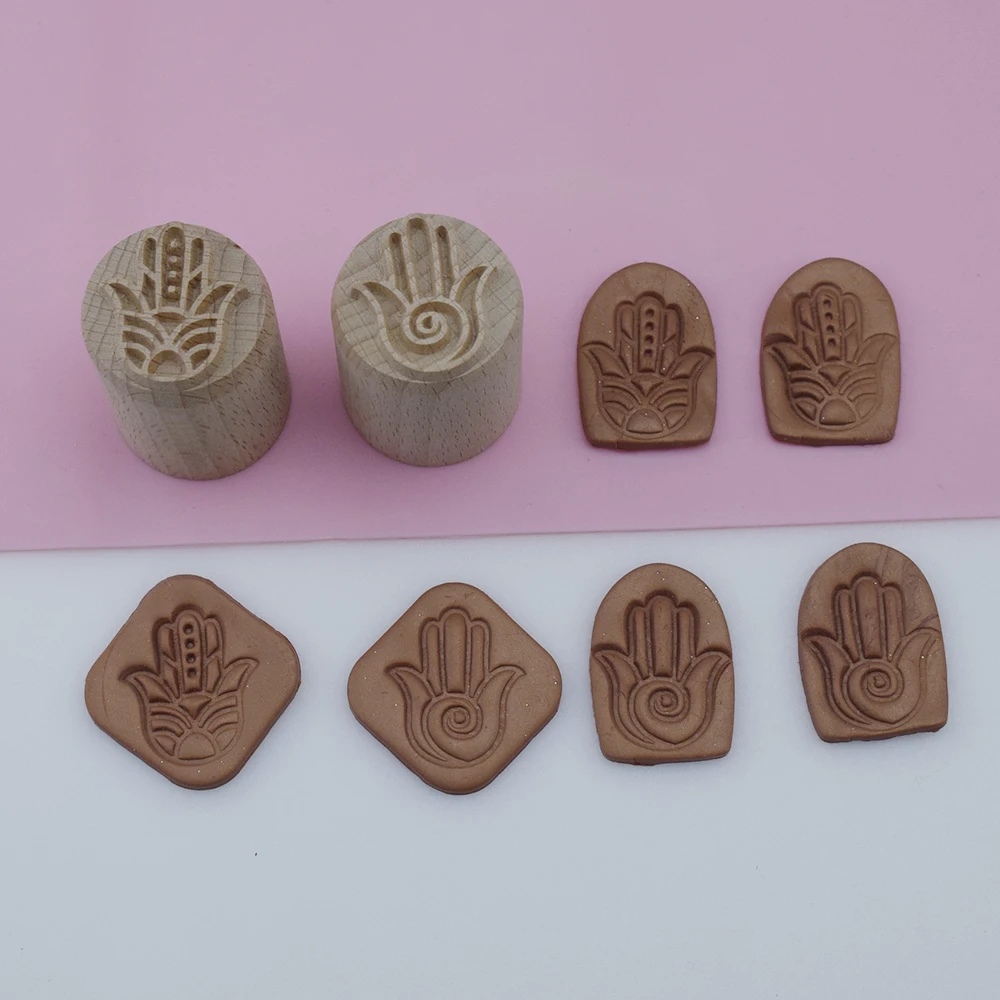 Polymer Clay Tools 3.5cm round Wood Block with Mandala & Fatima Hand Texture for Ceramic Pottery Embossing Impression